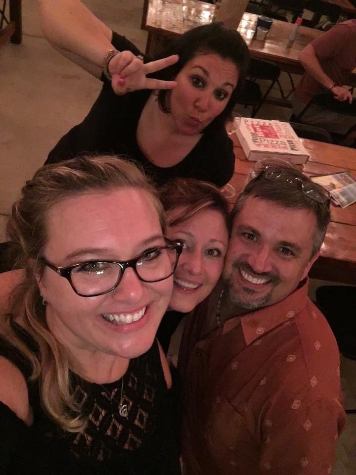 imgi_27_Yolanda-and-the-girls